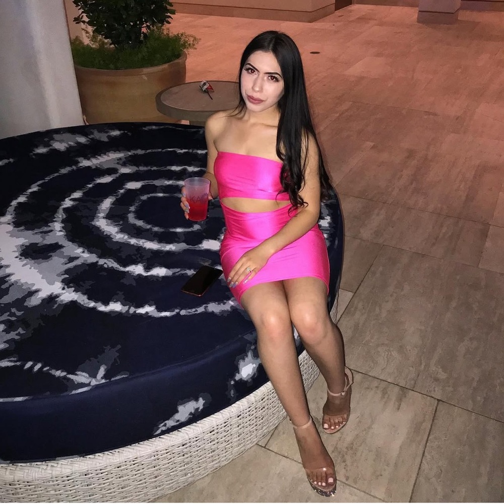 Pink strapless Dress - Picture 4 of 4